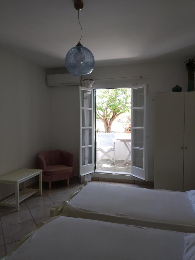 Elpidas Studios Αγία Άννα Εξωτερικό φωτογραφία